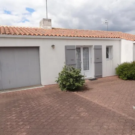Maison La Faute-sur-mer, 3 Pieces, 4 Personnes - Fr-1-476-22